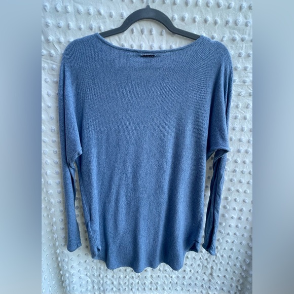 MICHAEL KORS MEDIUM LONG SLEEVE light SWEATER - Picture 3 of 3